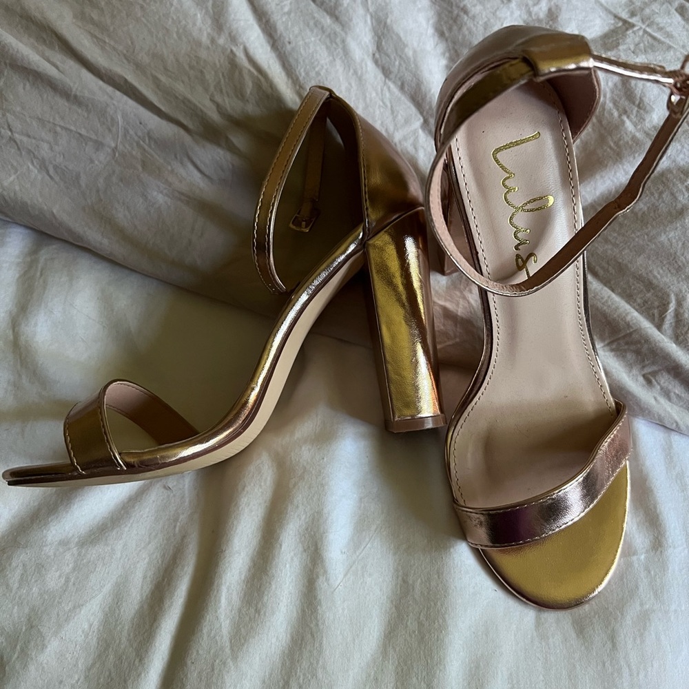 Lulus strapped heels